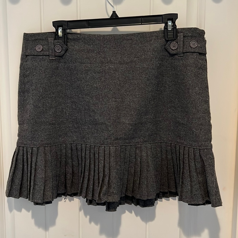 Gap Size 12 Gap Stretch Skirt Color Grey